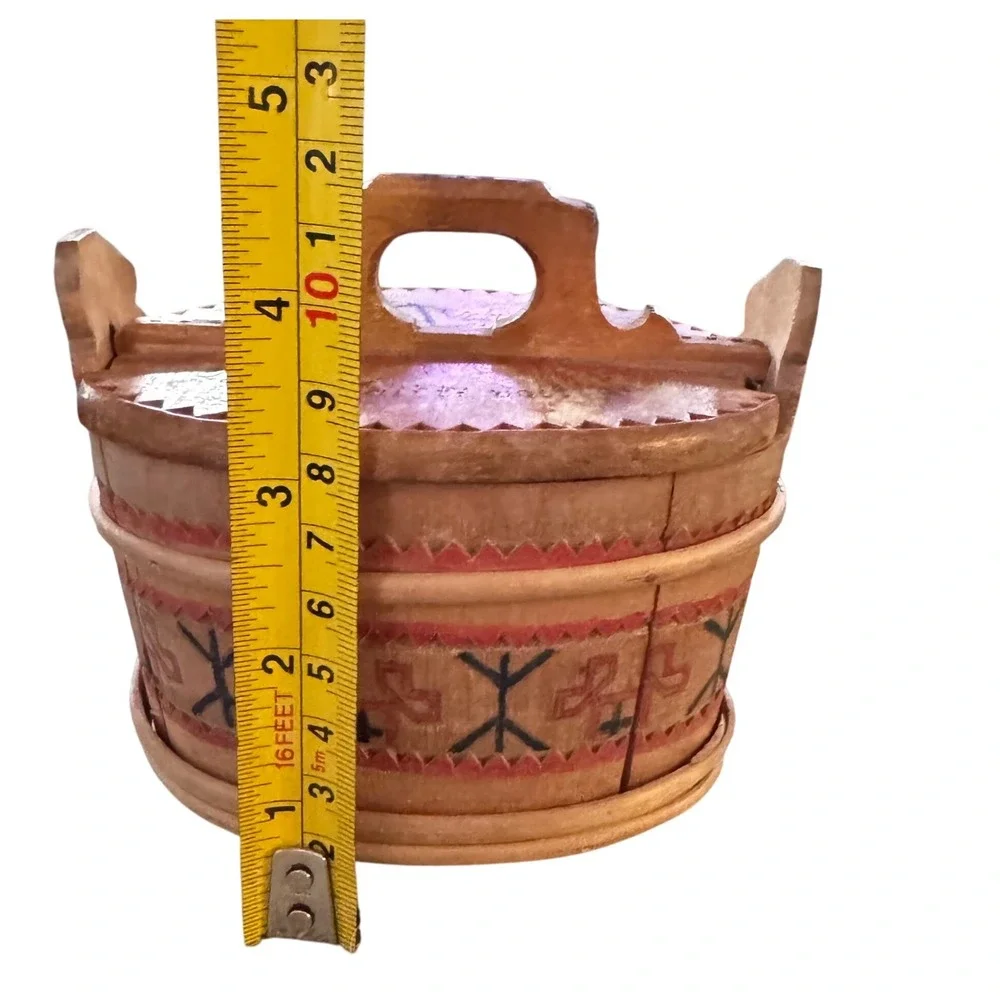 Vintage Hand Carved‎ Wooden Tine Box Folk Art Norwegian Style Painted Small